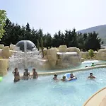 Rcn Val De Holiday park 4*