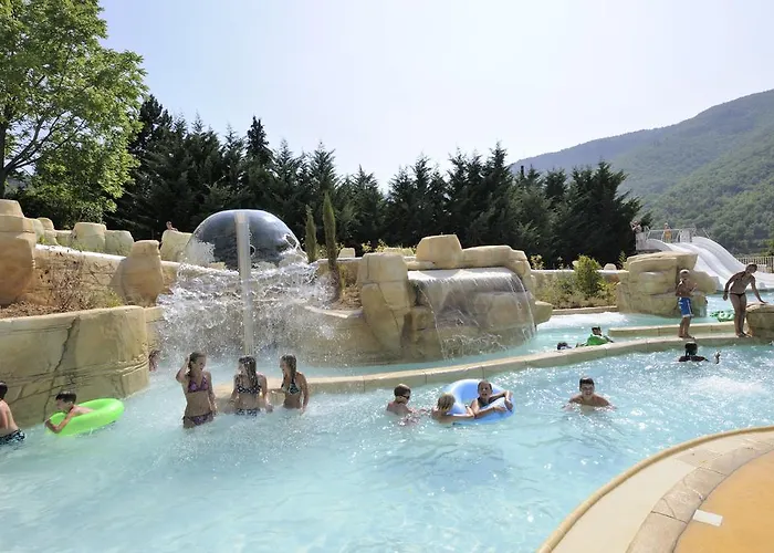 Rcn Val De Semesterpark 5*